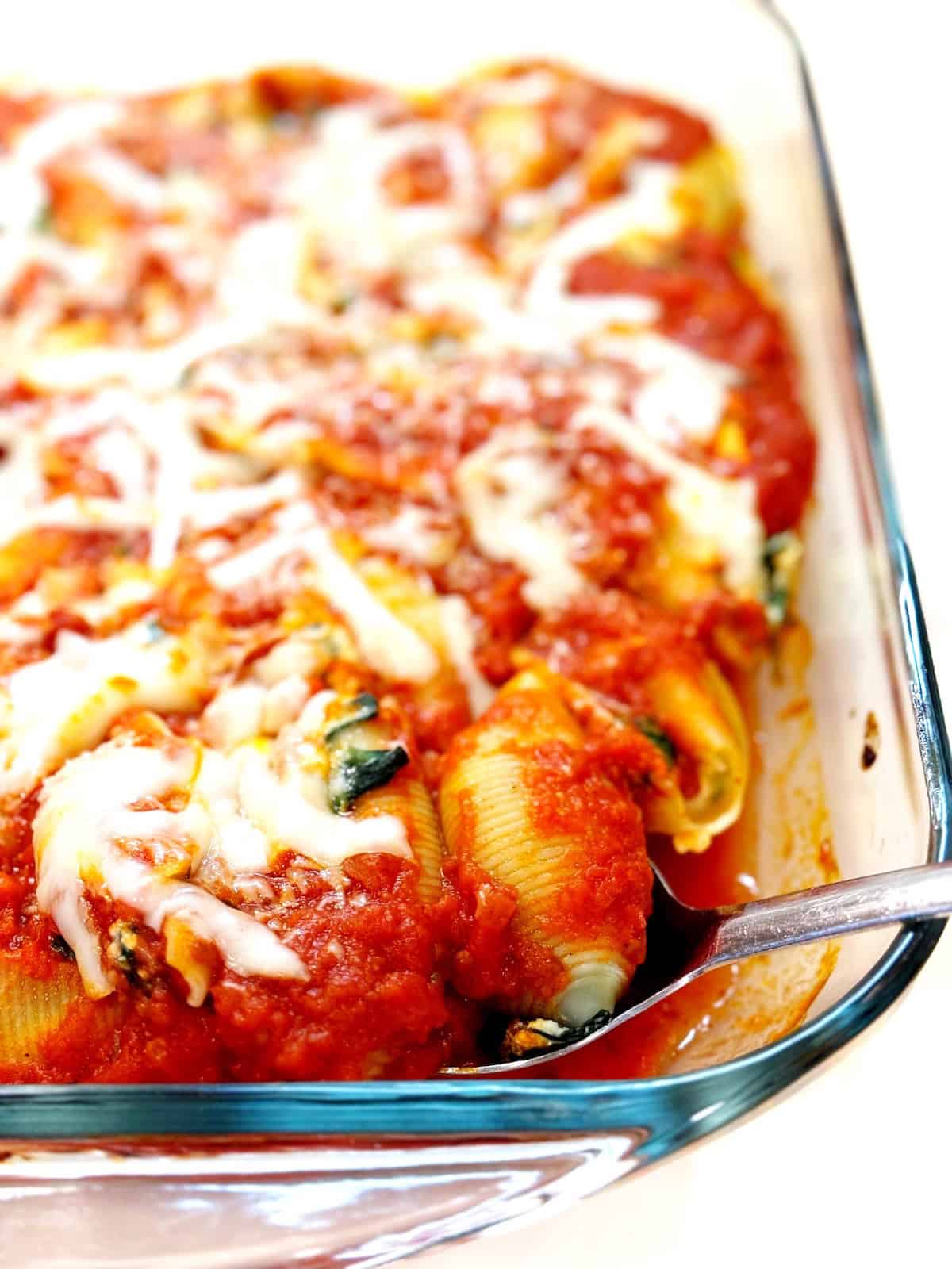 Make-Ahead Spinach Ricotta Shells: Your Stress-Free Dinner